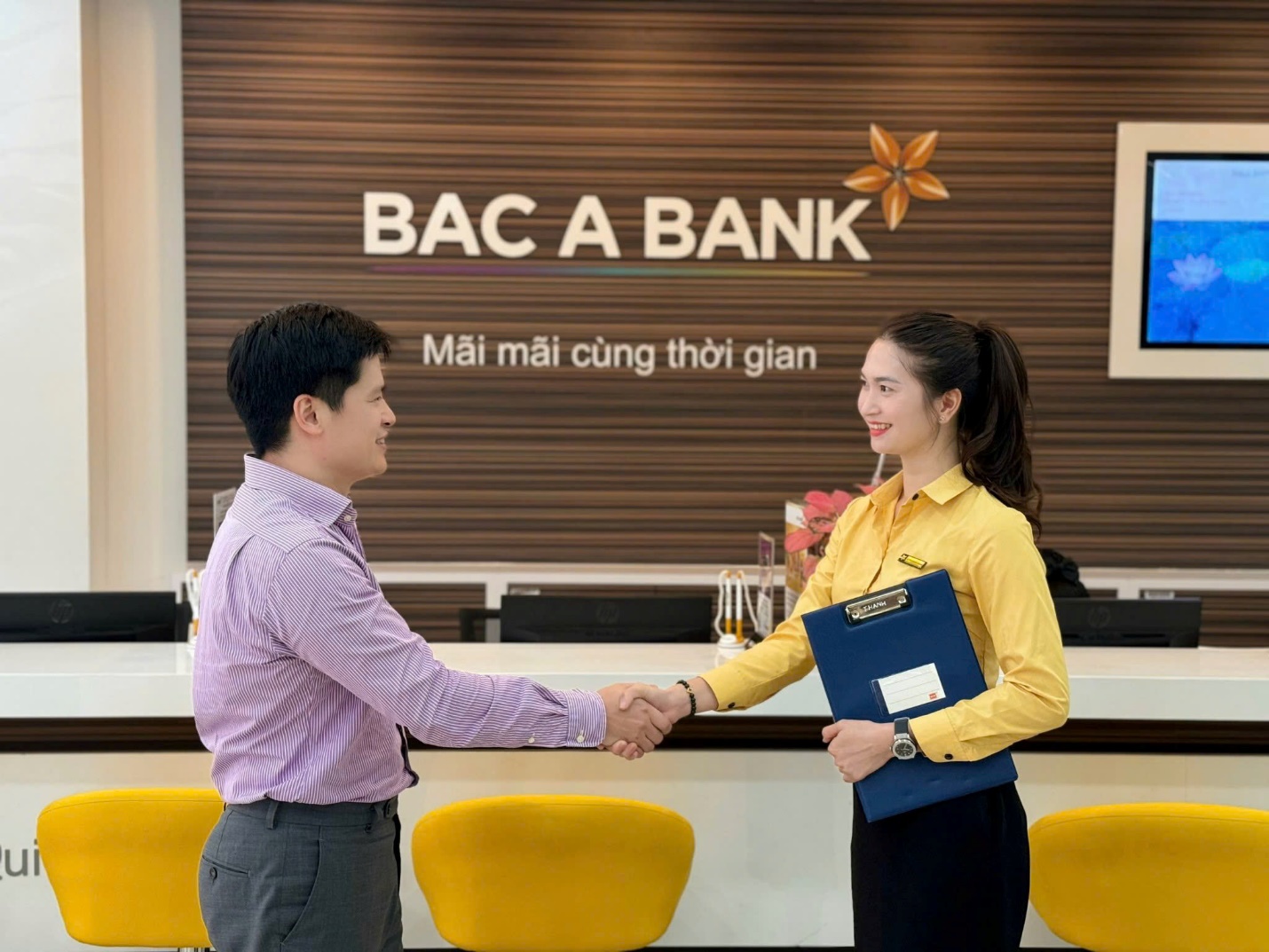 BAC A BANK triển khai combo “siêu ưu đãi” dành cho doanh nghiệp bảo lãnh - 2