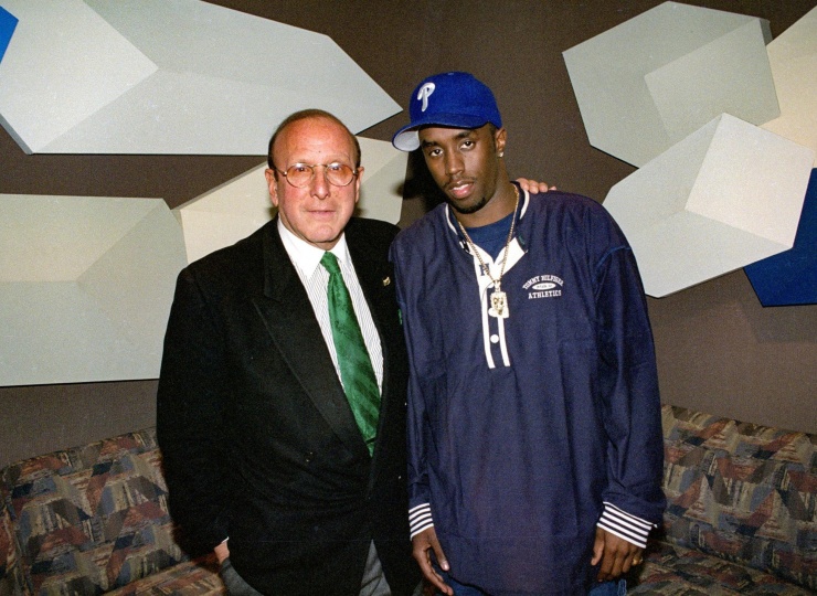 Clive Davis (left) was one of the people who supported Diddy in his early years. Photo: WireImage.