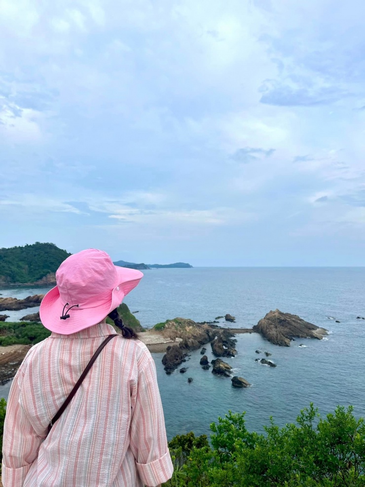 Chiêm ngưỡng vẻ đẹp thiên nhiên hùng vĩ.