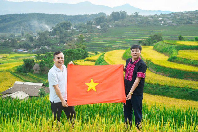 Lung linh mùa vàng trên rẻo cao Lai Châu