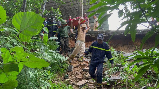 Thi thể nạn nhân do sạt lở đất ở huyện Bắc Quang được tìm thấy