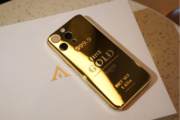 Xem thêm ảnh thực tế iPhone 16 Pro Max Gold Bar Signature.