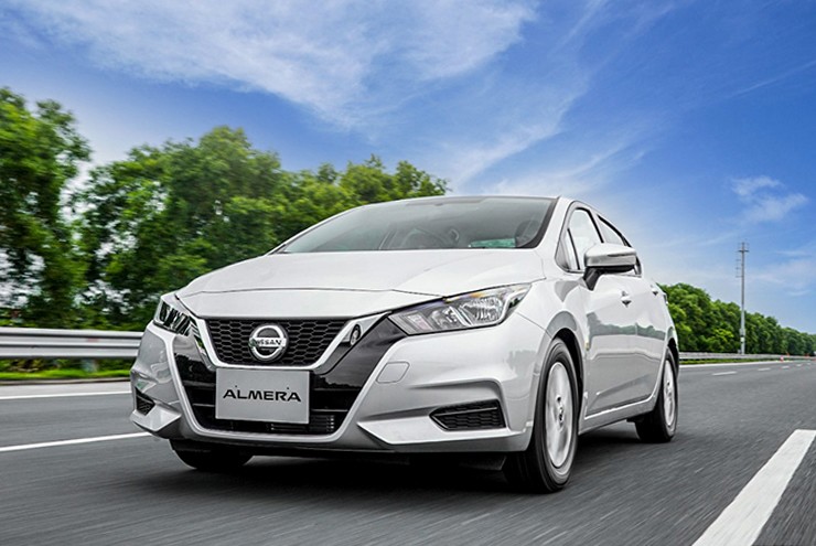 Nissan Almera mới đang giảm giá lên đến 130 triệu đồng - 1