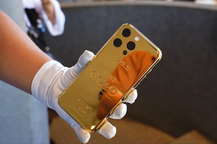 Gold Bar Signature model.