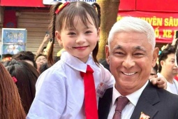Bố bé gái 7 tuổi hát cùng Mỹ Tâm tại Quảng trường Ba Đình: 'Tôi khóc vì tự hào'