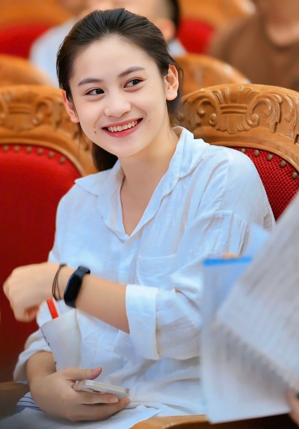 Nịnh Thị Mai (tân sinh viên D51).