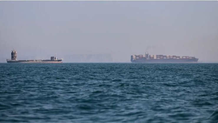Mỹ và đồng minh mở đường né Hormuz, Iran phản công giữ lợi thế sống còn