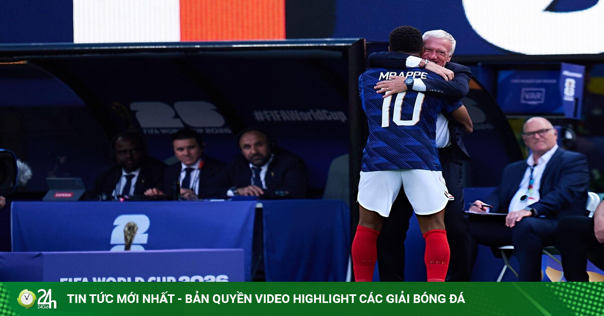 HLV Deschamps cúi đầu bái phục Mbappe, tri ân đặc biệt cho trò cưng
