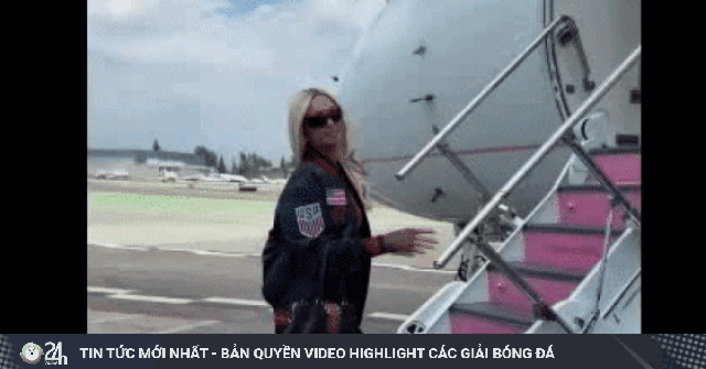 Paris Hilton khoe phi cơ riêng 60 triệu USD ngập tràn không khí World Cup