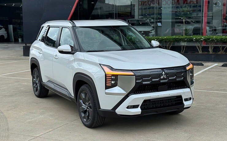 Loạt xe Mitsubishi giảm giá để tăng sức cạnh tranh tại Việt Nam - 5
