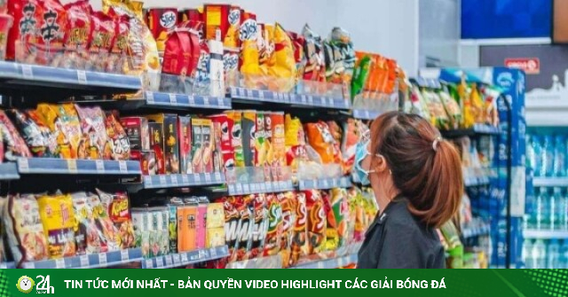 Vì sao xăng dầu giảm hết cỡ, hàng hóa dịch vụ gần như không giảm theo?