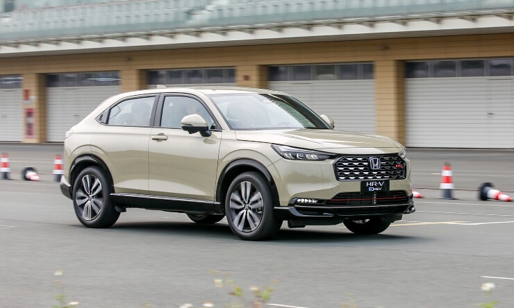 Loạt xe 5 chỗ "ăn xăng như ngửi" cho khách hàng Việt - 4