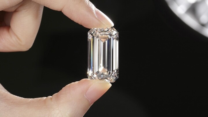 National Jeweler)