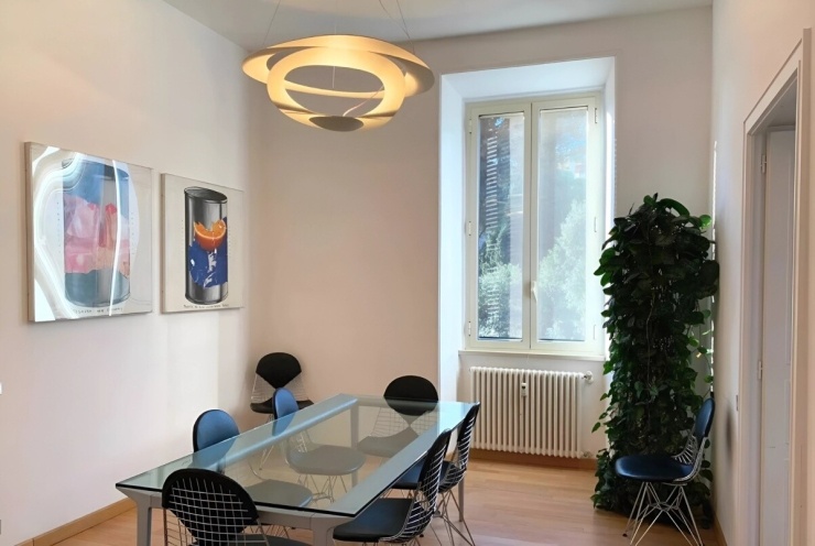 Villa 10.000 m2 ven biển Italy của 'Hoa hậu giàu nhất Việt Nam' có gì đặc biệt? - 16