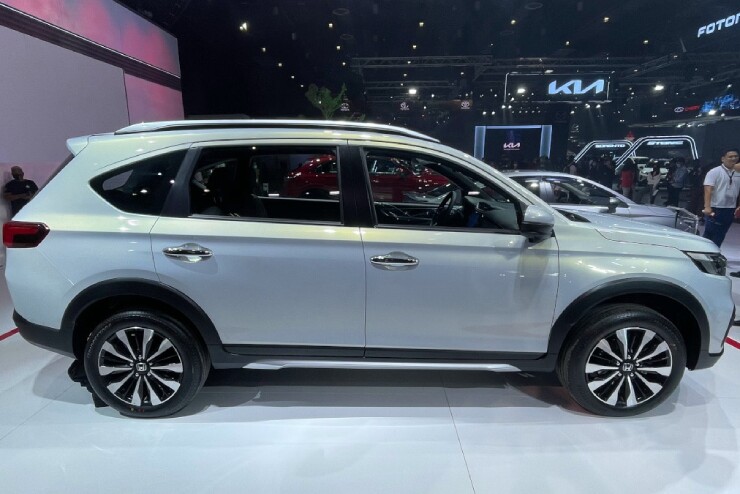 Ưu nhược điểm của Honda BR-V khi đối sánh Toyota Veloz Cross - 4