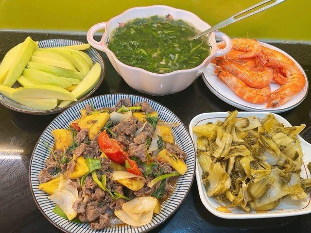 10 mâm cơm gia đình 3 món – nơi giữ gìn hạnh phúc suốt 13 năm - 2