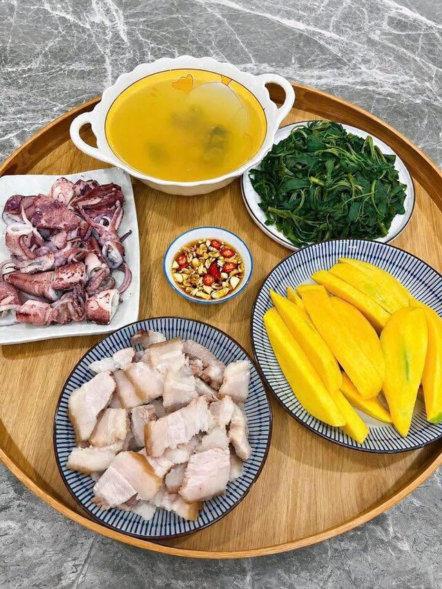 10 mâm cơm gia đình 3 món – nơi giữ gìn hạnh phúc suốt 13 năm - 7