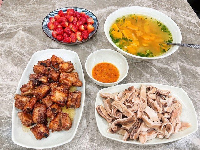 10 mâm cơm gia đình 3 món – nơi giữ gìn hạnh phúc suốt 13 năm - 9