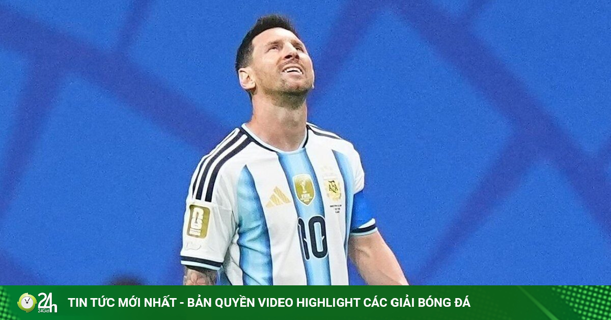 Rực lửa Argentina đấu Ai Cập: Siêu sao Messi hóa "tội đồ", sút hỏng phạt đền