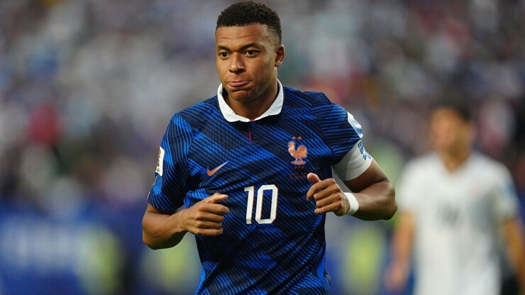 Mbappe có dàn vệ tinh xung quanh chất lượng hơn Messi và Haaland
