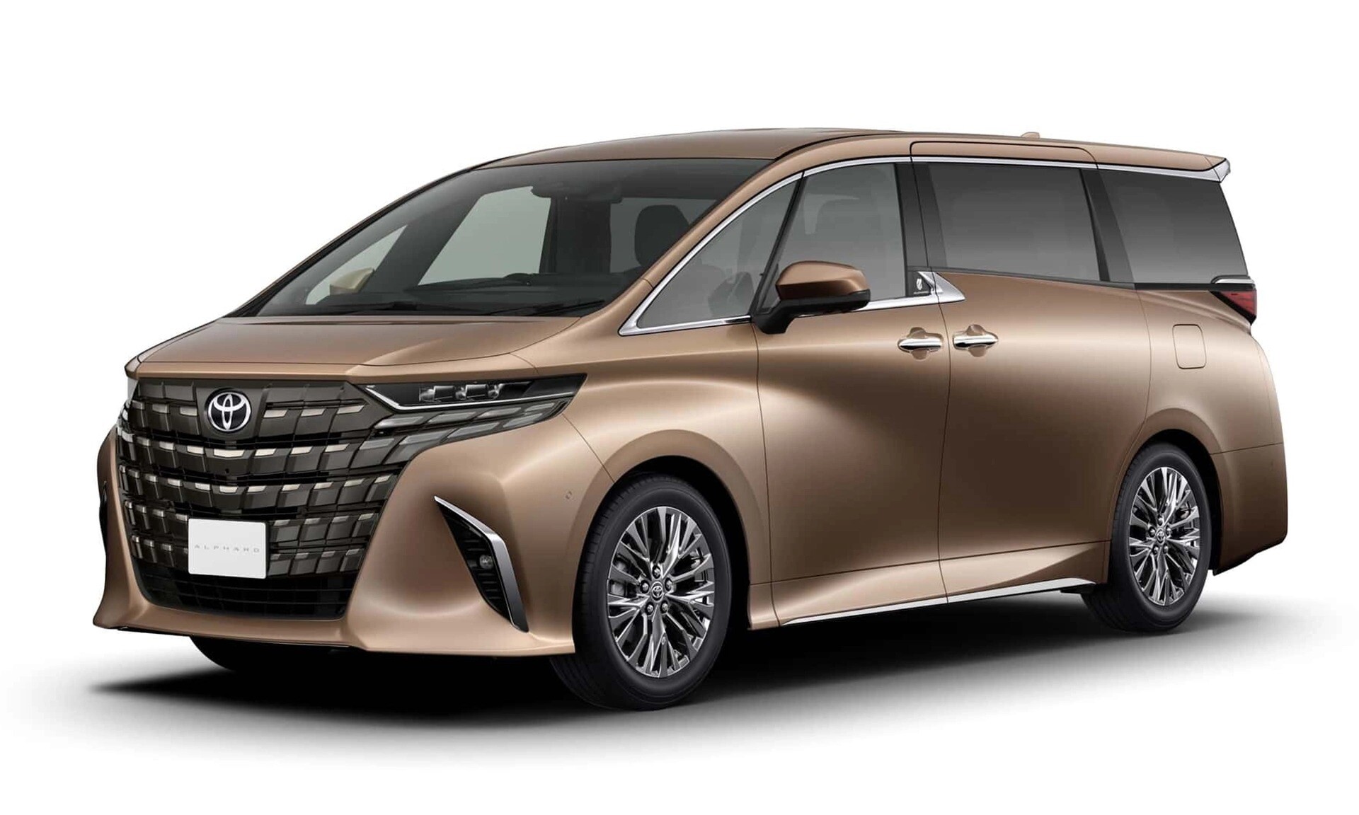 Toyota Alphard Hybrid vẫn giữ được sức hút đặc biệt trong nhóm khách hàng doanh nhân.