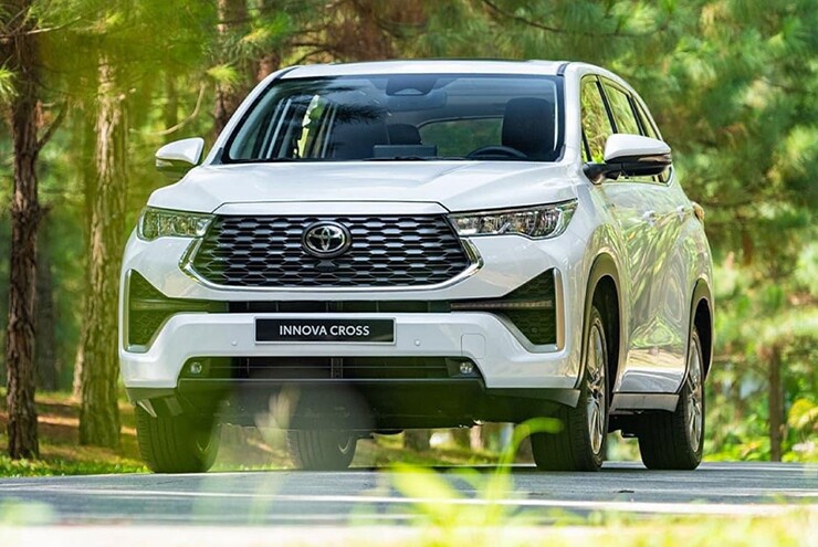 Innova Cross dẫn đầu doanh số xe Toyota trong tháng 6.