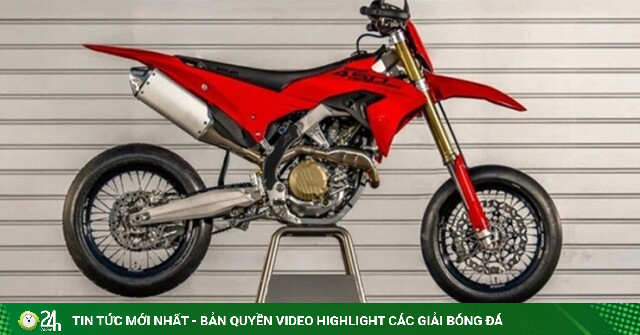 "Cào cào chúa" Ducati lột xác thành supermoto đua đầu tiên trong lịch sử hãng
