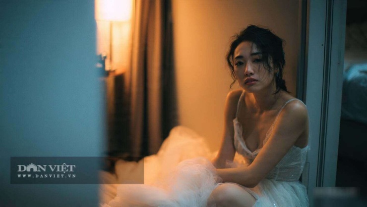 Đêm tân hôn, tôi thức trắng nhưng cũng không tìm được câu trả lời.
