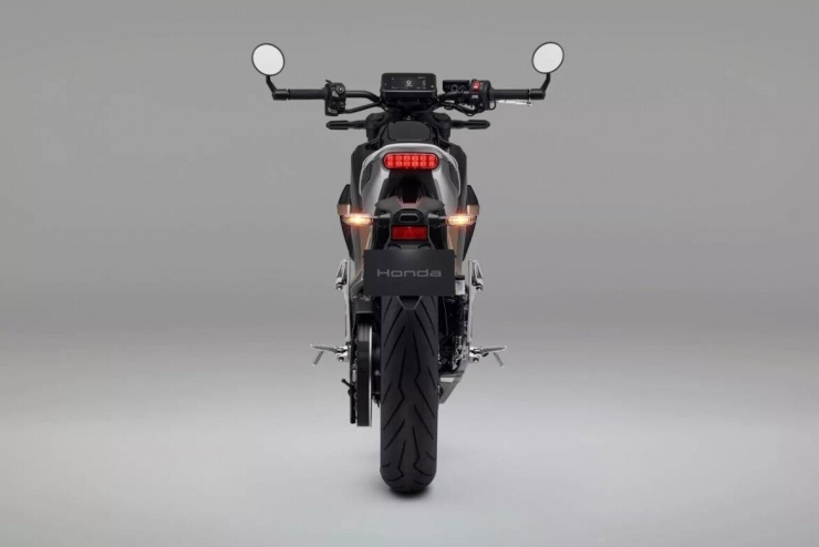 Honda WN7 lên kệ - siêu phẩm mô tô điện "đẹp lạ" có giá rẻ hơn Harley - 4