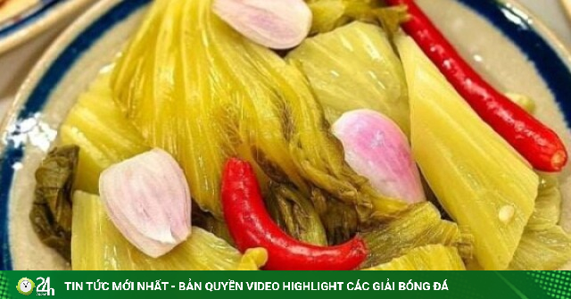 Muối dưa cải đừng bỏ qua bước này, đảm bảo dưa vàng đẹp, giòn, chua vừa, ăn là nghiền