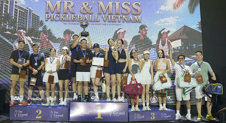 Đặng Yến tỏa sáng cùng đội nhà vô địch