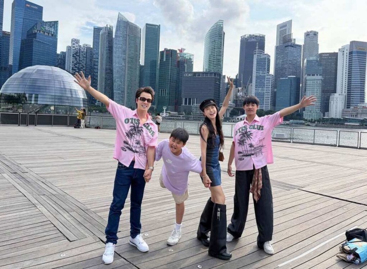 Ảnh sao 11/7: Mẹ Hồ Ngọc Hà mừng sinh nhật bà thông gia - 6