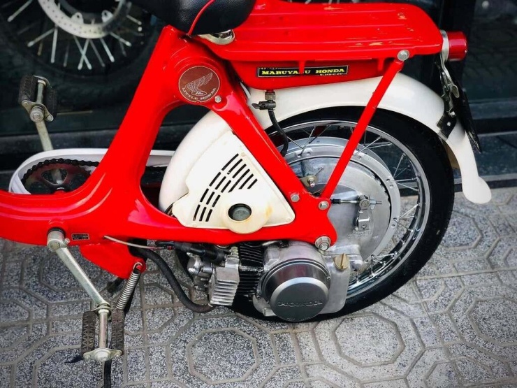 Xe máy cổ Honda P25 1965 tốc độ tối đa 40 km/h, giá đắt ngang Air Blade đời mới - 4