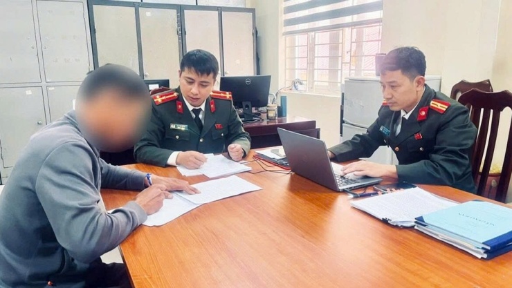 Cơ quan công an làm việc với trường hợp đăng tải, chia sẻ thông tin giả mạo, sai sự thật trên mạng xã hội