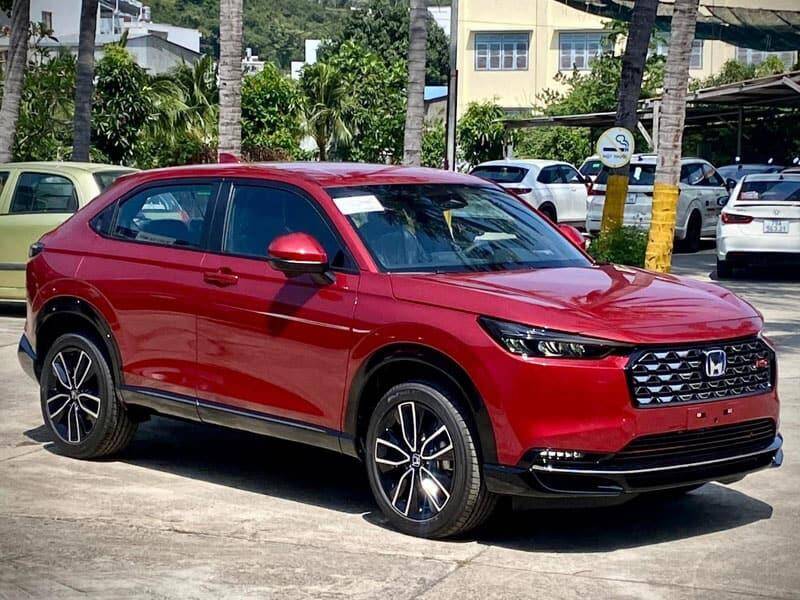 Nghịch lý B-SUV cũ "ngáo giá" đẩy người mua thẳng sang Xforce mới - 8