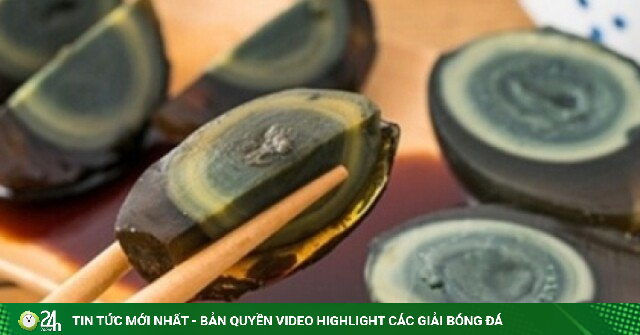 Loại trứng "đen sì" từ trong ra ngoài, ăn vào lại giúp dưỡng gan, bổ máu
