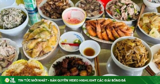 Mâm cỗ quê gồm 12 món, nhưng món bình dân lại là 'ngôi sao' được khen hết lời