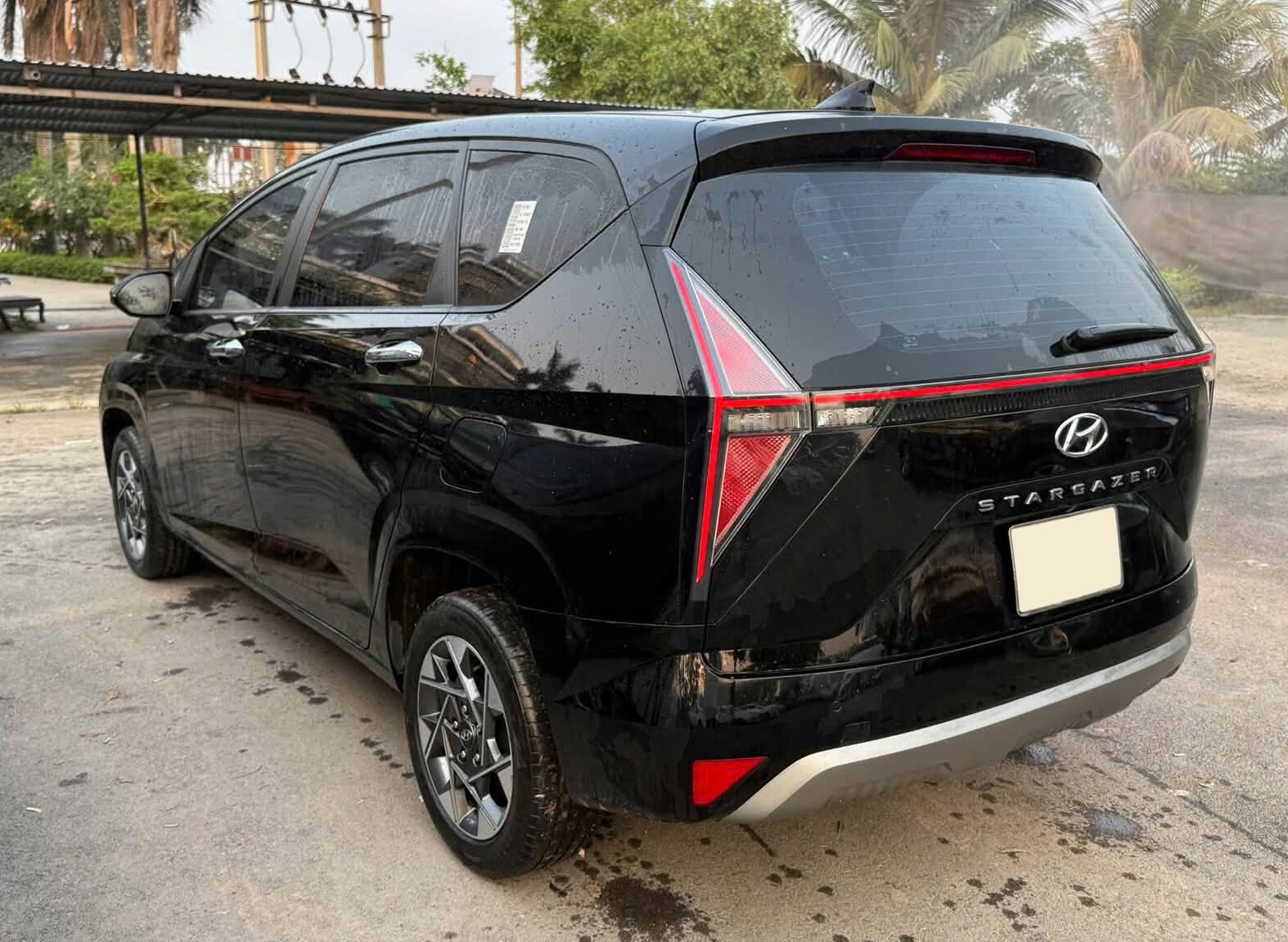 Xe MPV Hyundai Stargazer cũ có còn đáng mua? - 4