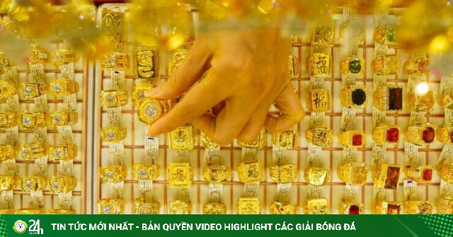 Giá vàng hôm nay 15/7: Quay đầu hồi phục mạnh