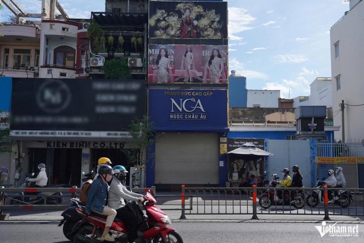 Giám đốc doanh nghiệp kim cương Hoàng Thị Thanh Nga vừa bị khởi tố là ai?