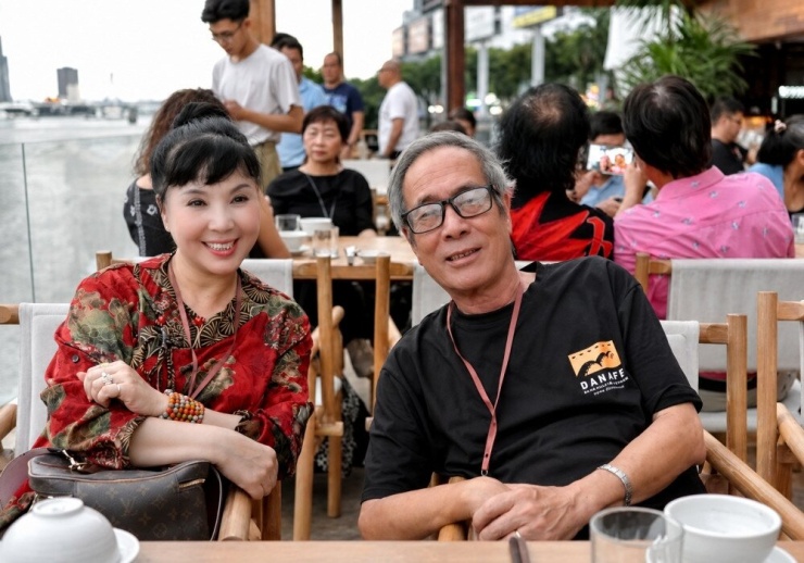 Hôn nhân 40 năm viên mãn dù không có con chung của NSND Lan Hương và chồng đạo diễn - 7