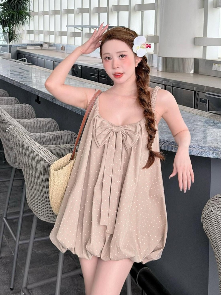 Quỳnh Nga chăm mặc như gái teen ở tuổi U40 - 3
