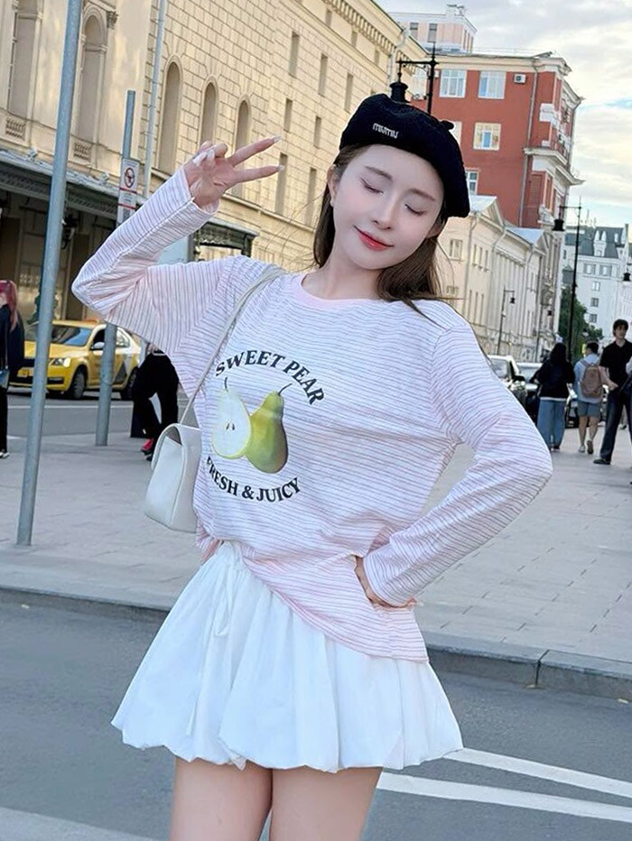 Quỳnh Nga chăm mặc như gái teen ở tuổi U40 - 5