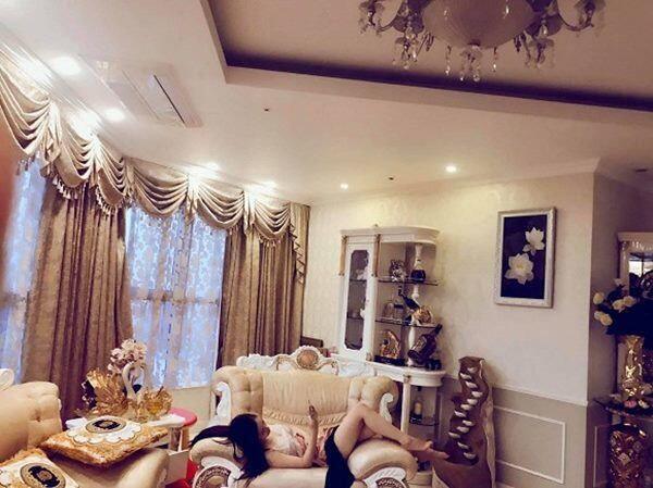 Công khai hẹn hò sau nhiều năm từng vướng tin đồn 'tình tay ba', Việt Anh và Quỳnh Nga hiện sống trong căn nhà thế nào? - 12