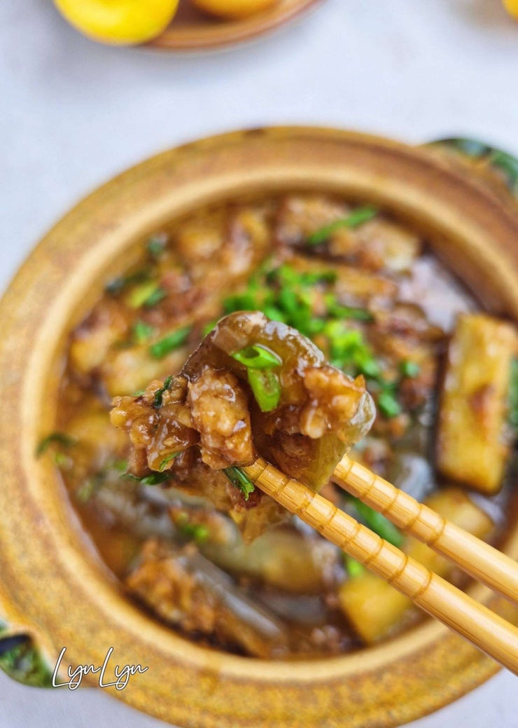 Loại quả giàu chất xơ hơn bí đao, ít calo hơn bí đỏ, đem om với cá mặn và thịt băm thành món ăn cực kì đưa cơm - 2