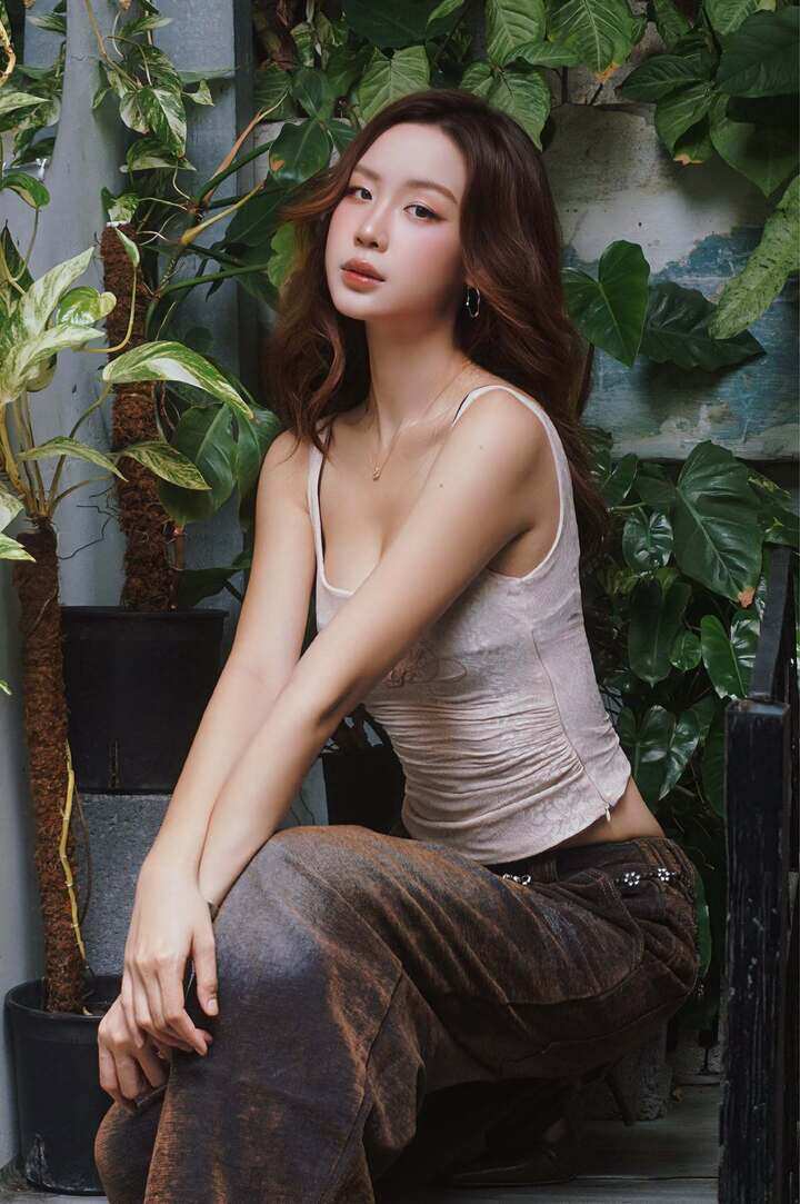Hoa hậu Bảo Ngọc “mất điểm” khi vướng ồn ào sửa thư mời trúng tuyển.