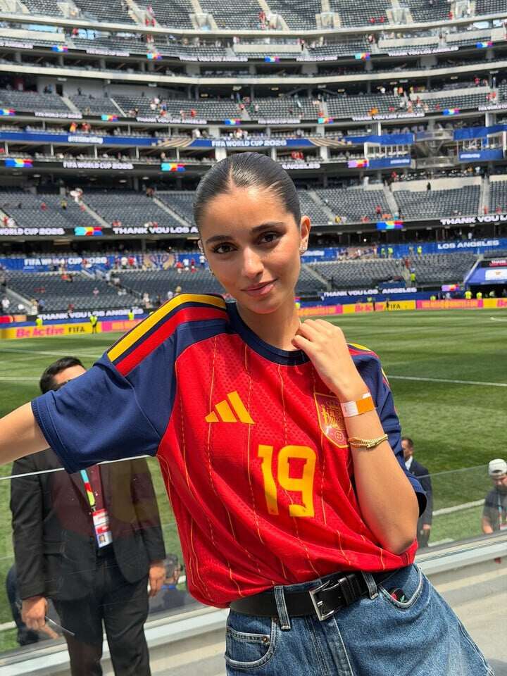Nhan sắc cuốn hút của bạn gái Lamine Yamal tại World Cup 2026 - 2