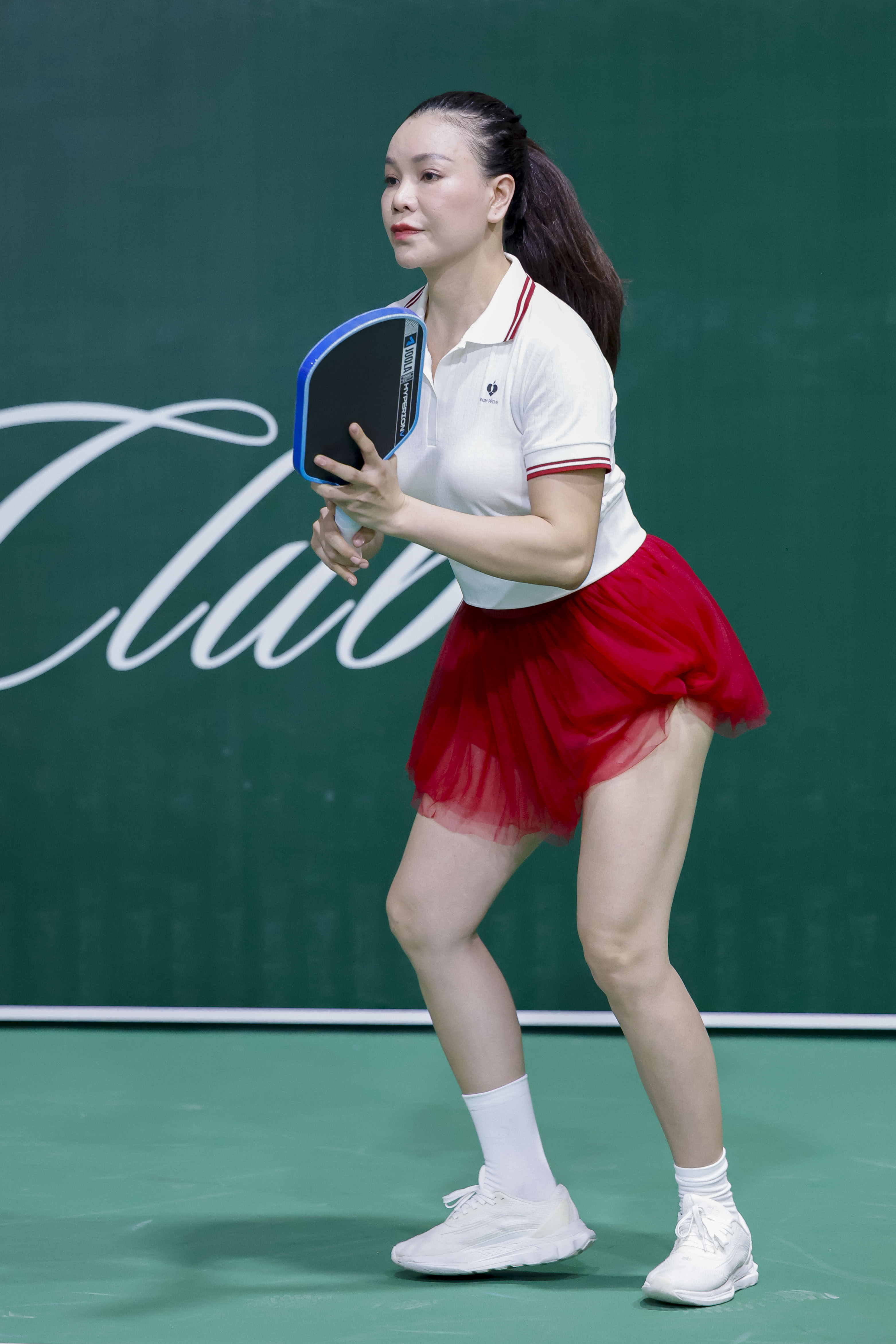Người đẹp Trà Ngọc Hằng vén váy thi đấu, dàn hot girl khuấy đảo giải pickleball có Quang Dương - 6