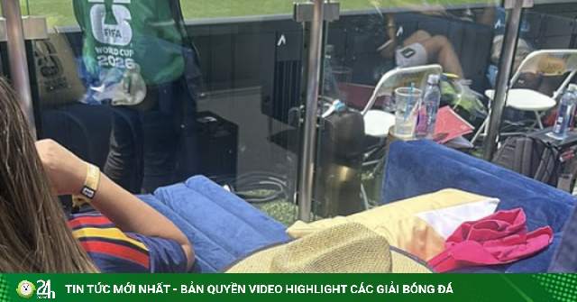 Ghế một triệu USD ở chung kết World Cup bị chế giễu