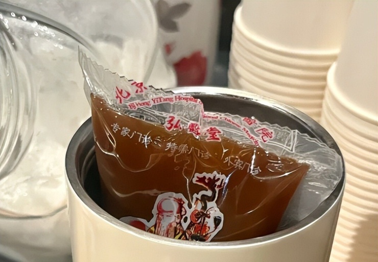 Nếu bạn đang đựng nước vào bình giữ nhiệt, cần được biết điều quan trọng này - 5
